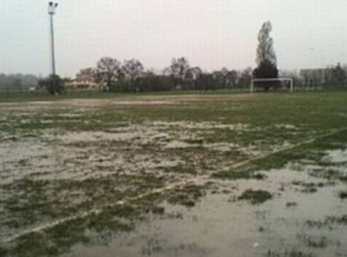 calcio-pioggia-322869.660x368